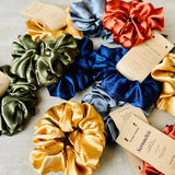 Silky Scrunchie Bow || Emerald