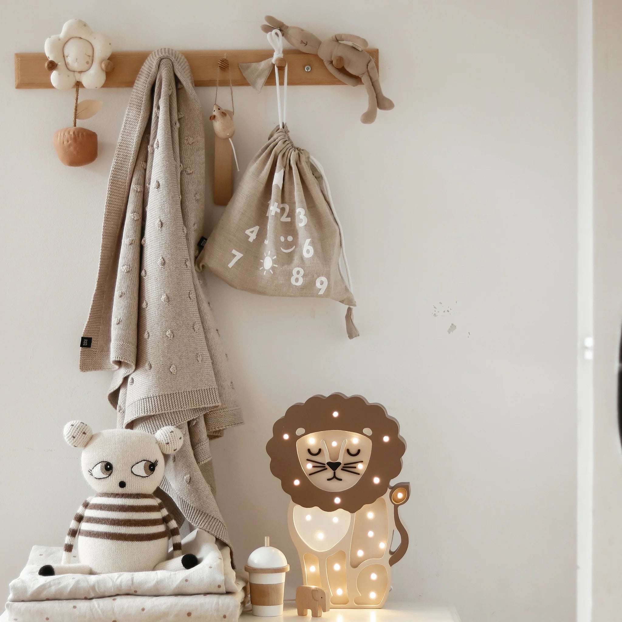 Lion lamp nursery new arrivals