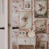 Little Lights Swan Lamp || Lake Flower White