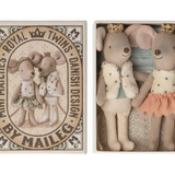 Royal Twins in Box || Little Brother and Sister Rose