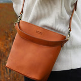 Bobbi Bucket Midi || Classic Cognac Leather