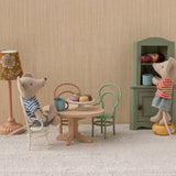 Mouse Oval Dining Table || Nature