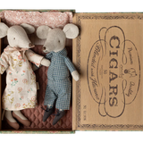 Grandma & Grandpa Mice in Cigarbox