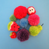 Pompom Making Suitcase Kit