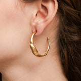 Molten Wave Hoop Earrings || Gold