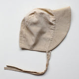 The Old-Fashioned Bonnet || Oatmeal